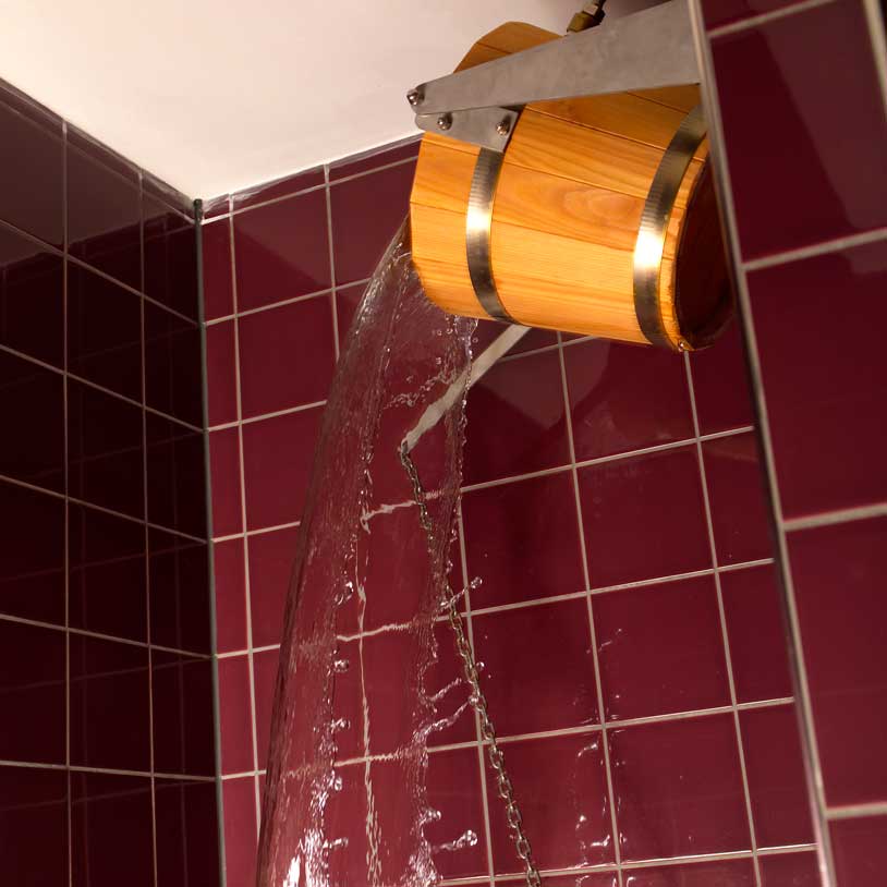Faciliteiten_Emmer-douche-